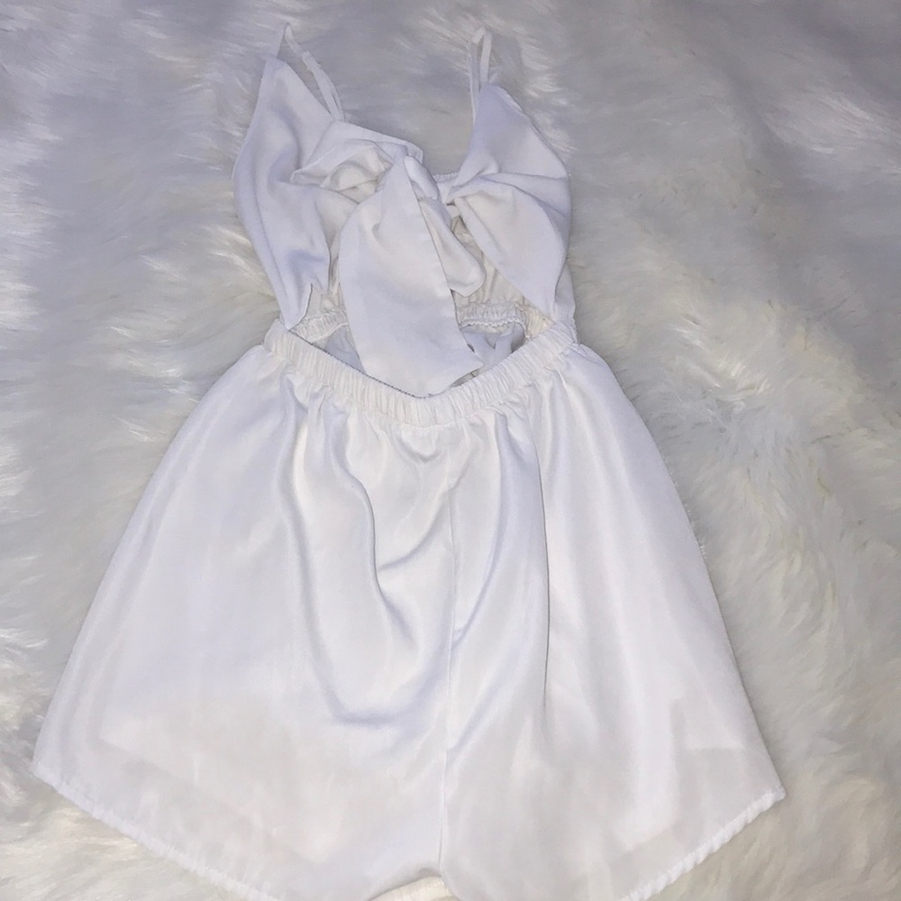 White Playsuit!☁️